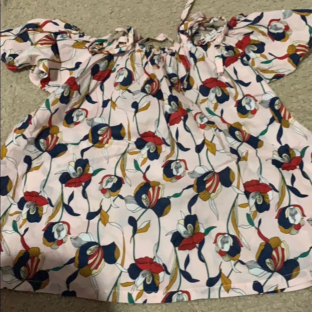 Mae Li Rose top with ties on shoulder